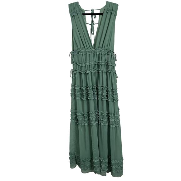 VICI Chiffon Ruffle Tiered Maxi Dress Women's Size Medium NEW NWT - Picture 1 of 12